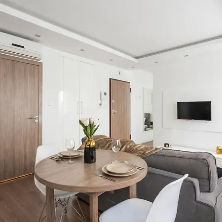 Urban Chic - Great Location - Modern - Wronia 45b Varsavia