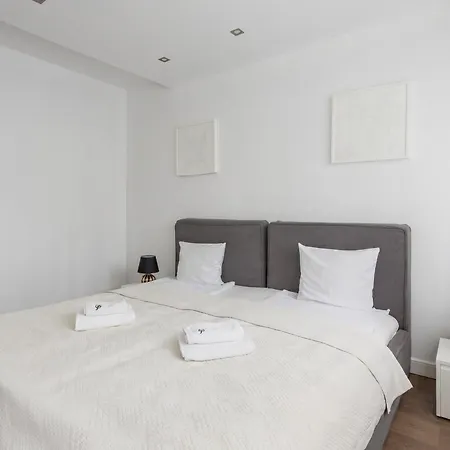 Urban Chic - Great Location - Modern - Wronia 45b