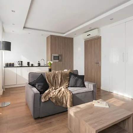 Urban Chic - Great Location - Modern - Wronia 45b Appartamento *
